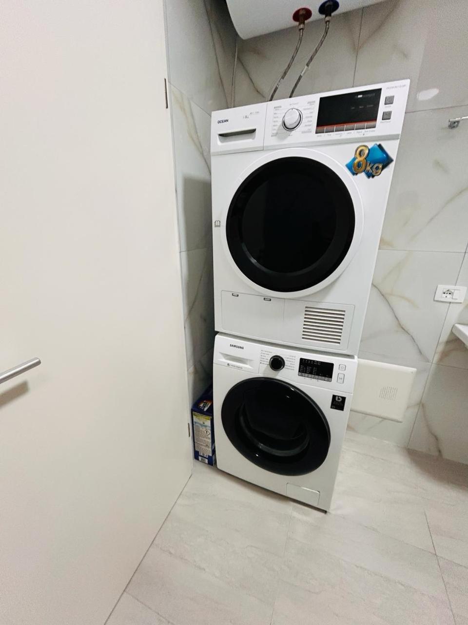 Picasso Apartment Tiranë Eksteriør bilde