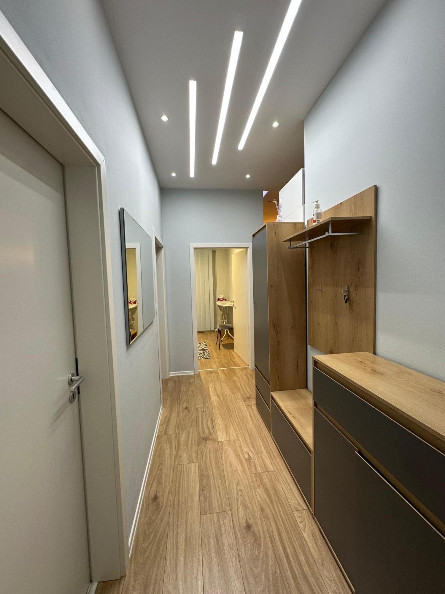 Picasso Apartment Tiranë Eksteriør bilde